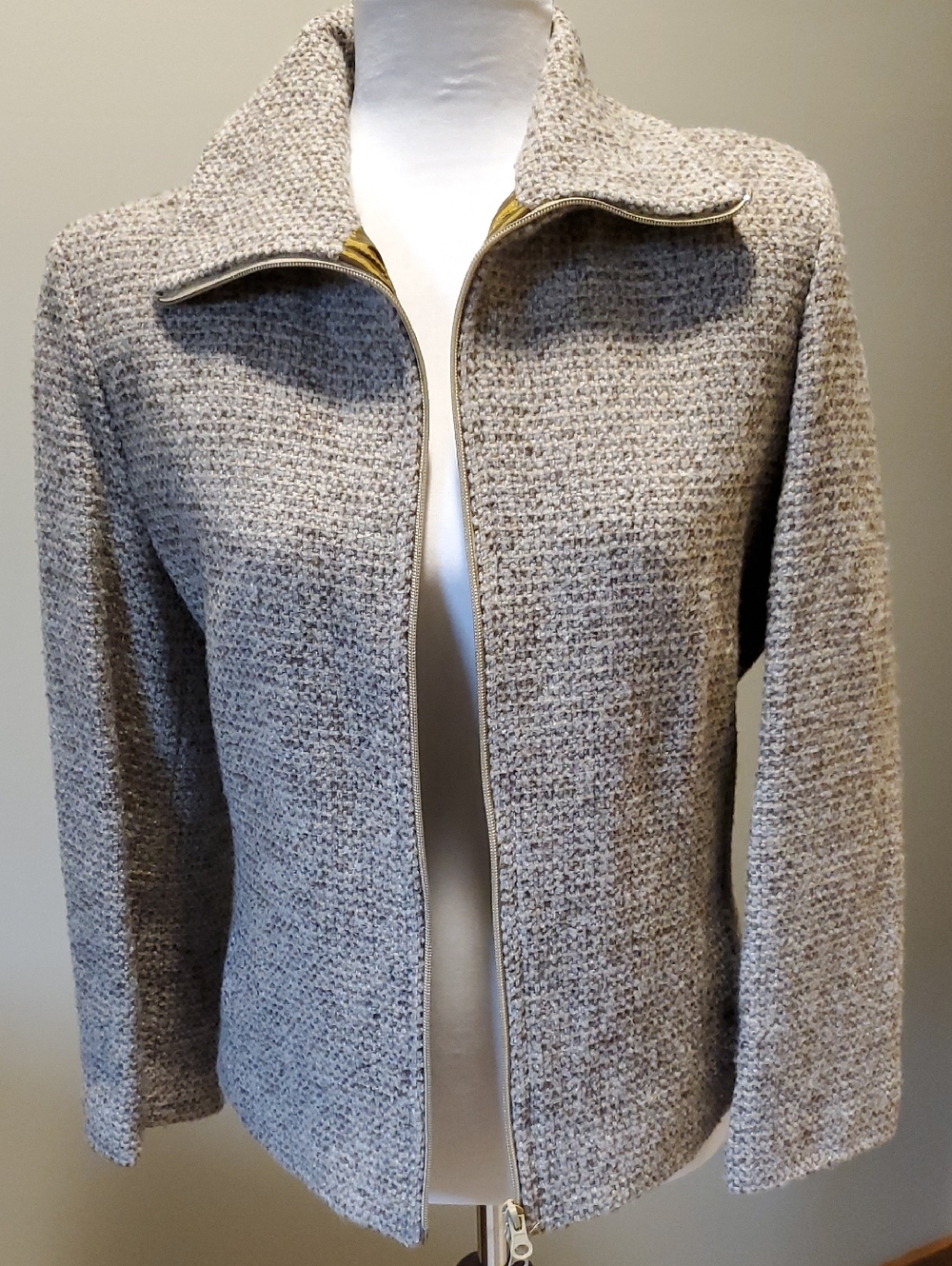Women’s Soft Knit Zip-Front Jacket in Light Taupe
